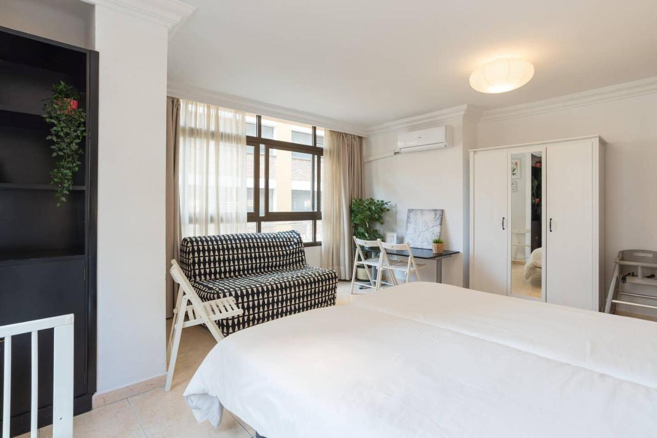 Apartamento Soho Malaga Luaran gambar